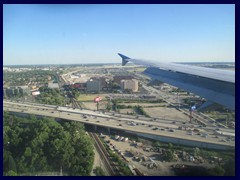 Flight  Toronto - Chicago 25 - Highway near the O'Hare airport